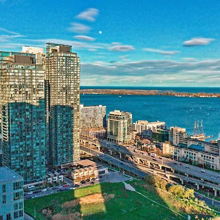 Guestic At Cityplace - Lake View & One Free Parking Toronto Exterior foto